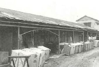 昭和36年、タイル流し・タイル風呂製造工場